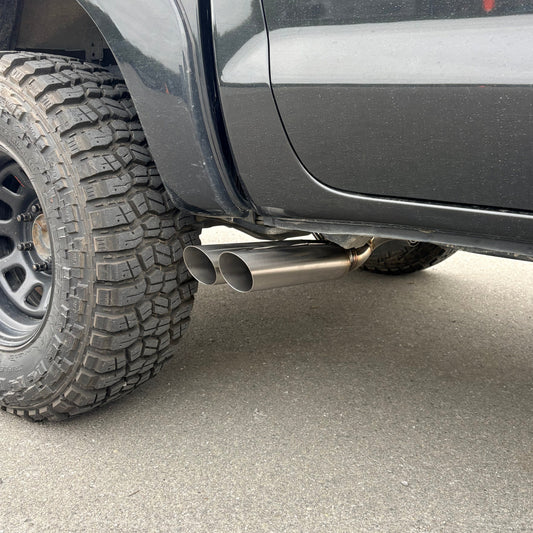 Toyota Hilux N70 3" Shotgun Tip Side Exit