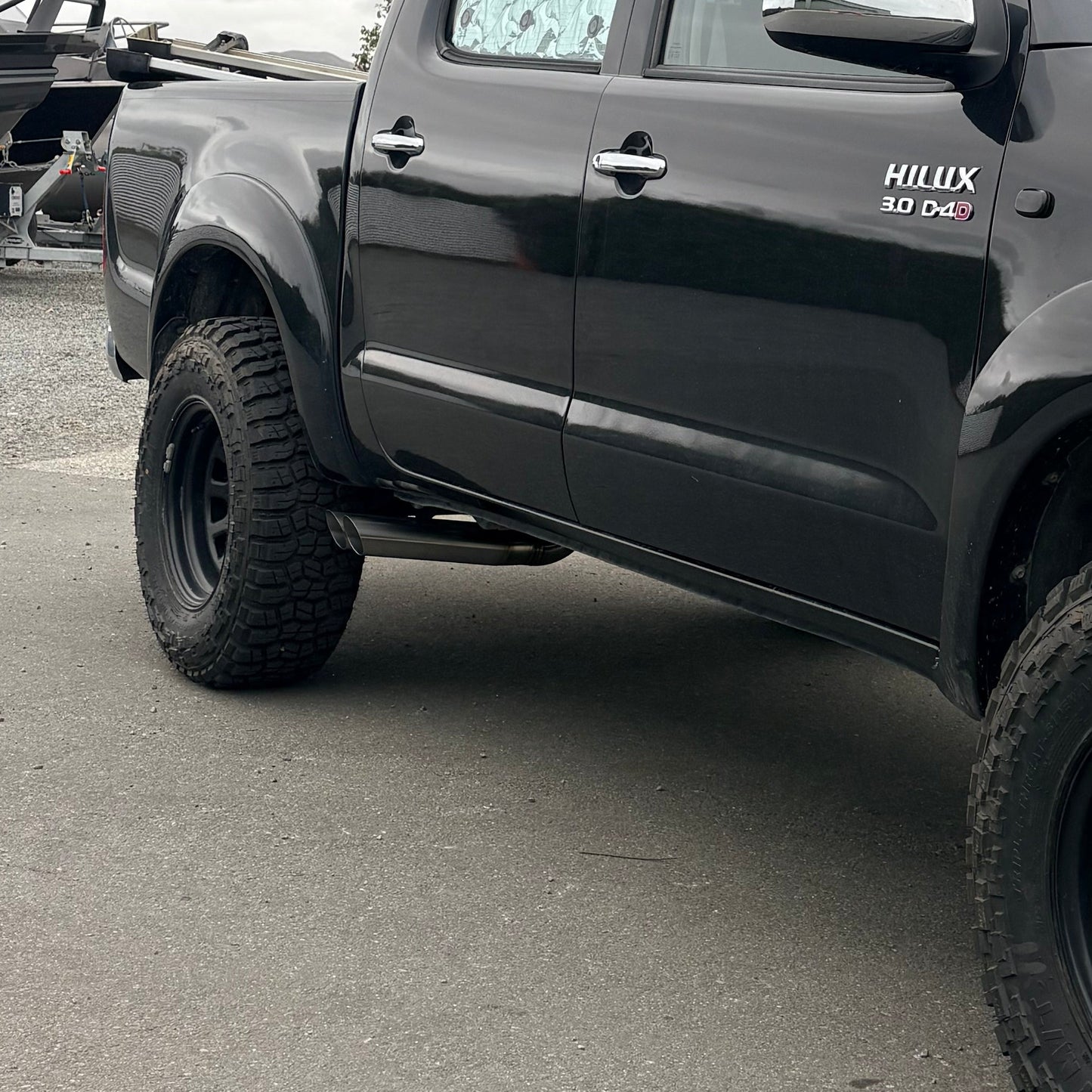 Toyota Hilux N70 3" Shotgun Tip Side Exit